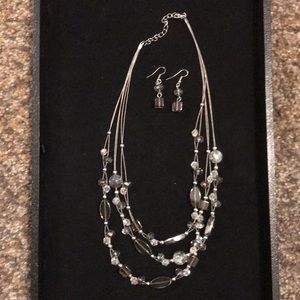 Necklace and earrings set